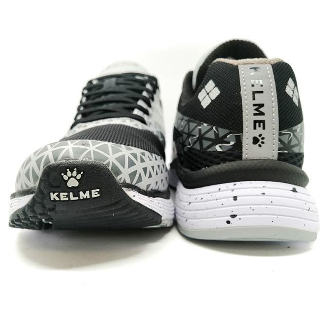 Кросівки чорно-сірі KELME CUSHION 1.0 46.949.0187